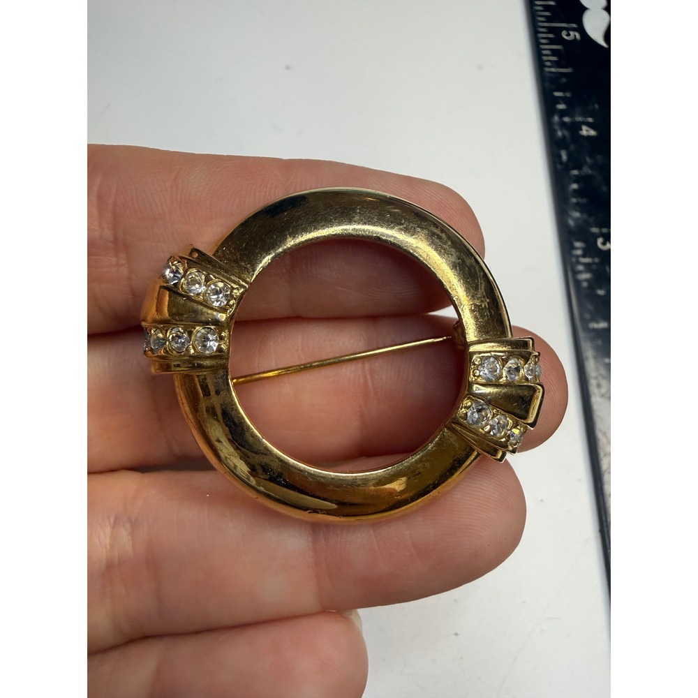 Avon Centennial 1886-1986 Gold Tone Rhinestone Circle Brooch Pin
